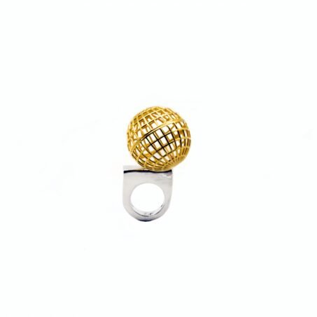 Kinēsis wave perforated ring