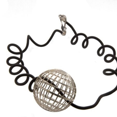 Kinēsis movement necklace