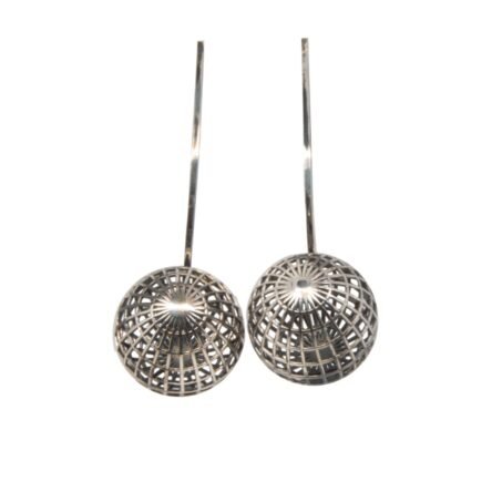 Kinēsis movement earrings