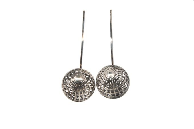 Kinēsis movement earrings