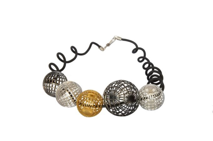 Kinēsis movement necklace