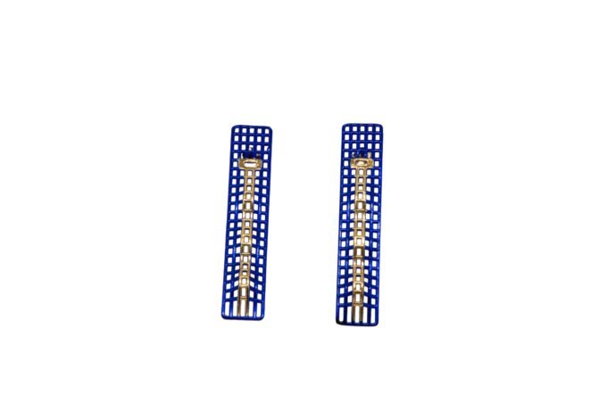 Kinēsis wave perforated earrings
