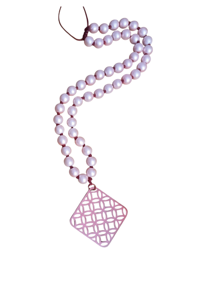 Kypsélε Collection necklace - Image 4