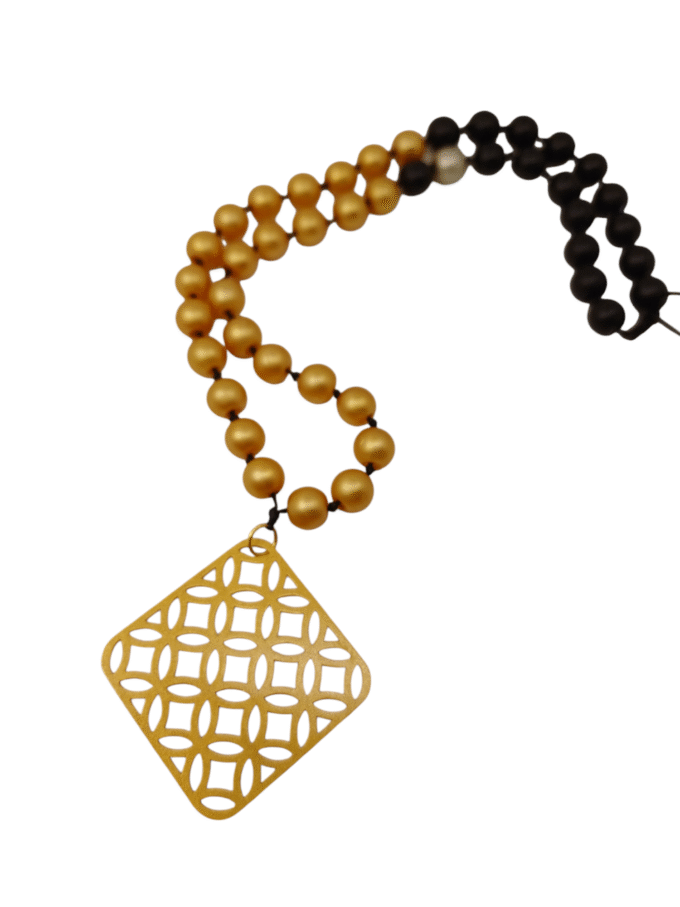 Kypsélε Collection necklace - Image 4